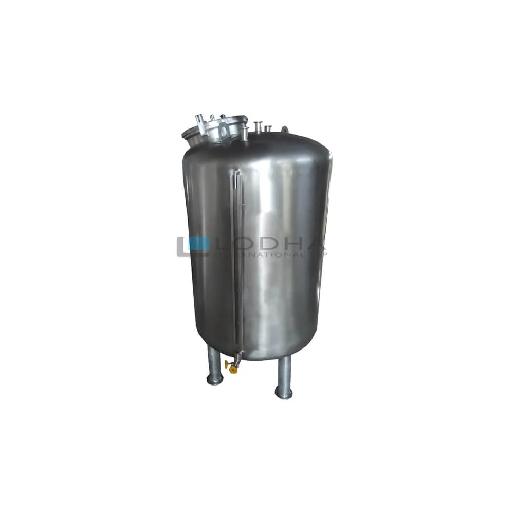 Storage Tanks & Mixing Vessel